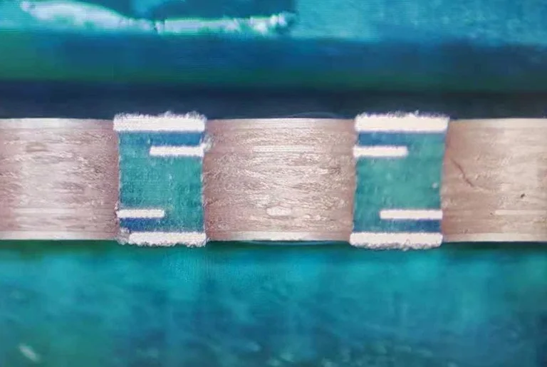 PTH through-hole copper cross-section micrograph